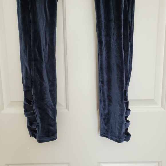blue velvet leggings - small, utopia by hue - Picture 3 of 10
